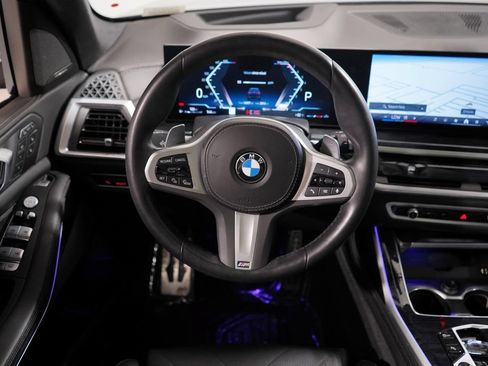 Used 2024 BMW X7 xDrive40i w/ Executive Package AWD/4WD image 17