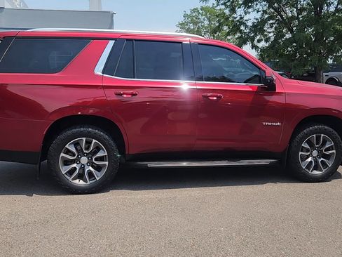 Used 2021 Chevrolet Tahoe LT w/ LT Signature Package AWD/4WD image 12