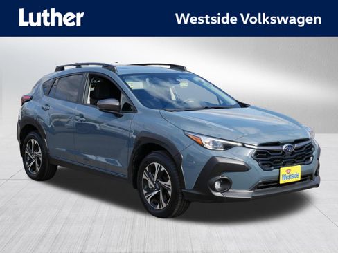 Used 2025 Subaru Crosstrek 2.0i Premium AWD/4WD image 1