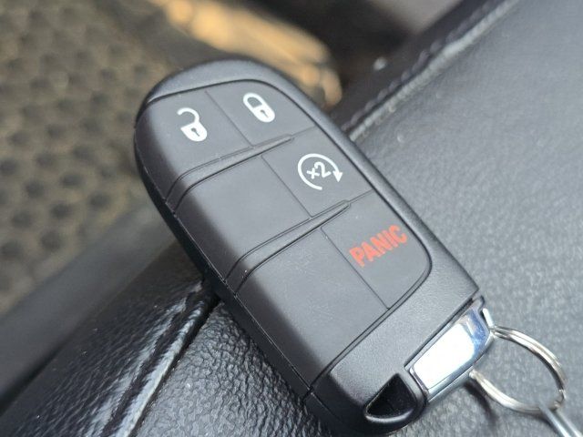 Used 2023 Jeep Compass Limited AWD/4WD image 22