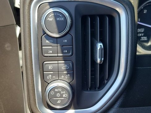 Used 2020 GMC Sierra 1500 Elevation w/ Elevation Value Package AWD/4WD image 17