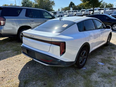 Used 2026 Kia K4 FWD image 8