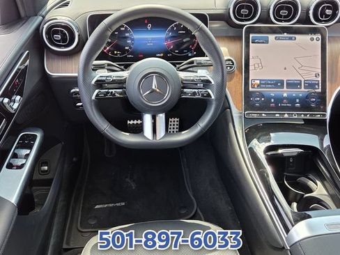 Used 2024 Mercedes-Benz GLC 300 4MATIC image 11