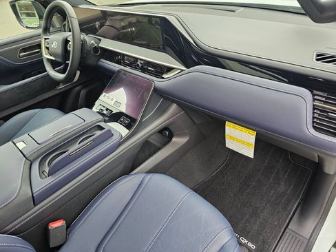 New 2027 INFINITI QX80 Sensory AWD/4WD image 13