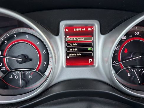 Used 2019 Dodge Journey SE FWD image 43