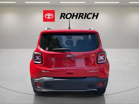 Used 2018 Jeep Renegade Limited w/ UConnect 8.4 Nav Group AWD/4WD image 7