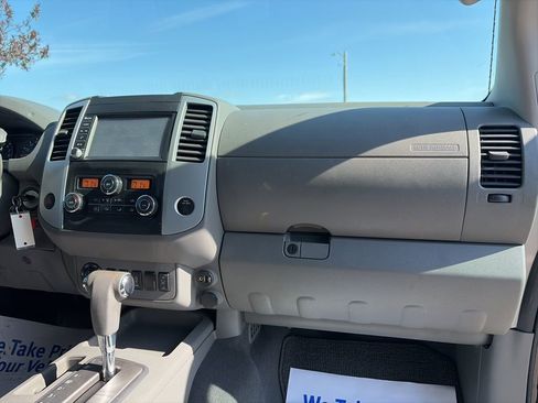 Used 2019 Nissan Frontier SV w/ Value Truck Package AWD/4WD image 29