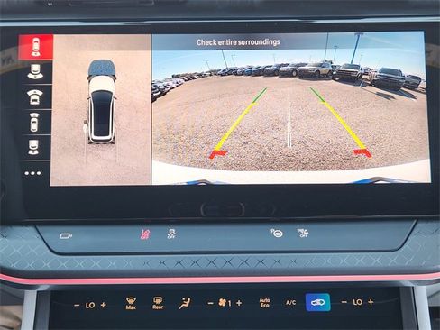 Used 2025 Jeep Wagoneer S Limited image 19