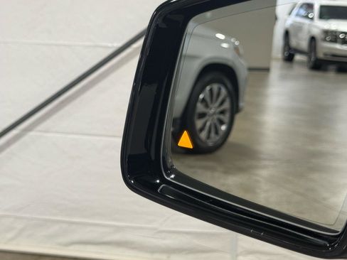 Used 2018 Mercedes-Benz GLE 43 AMG 4MATIC w/ Parking Assist Package image 36