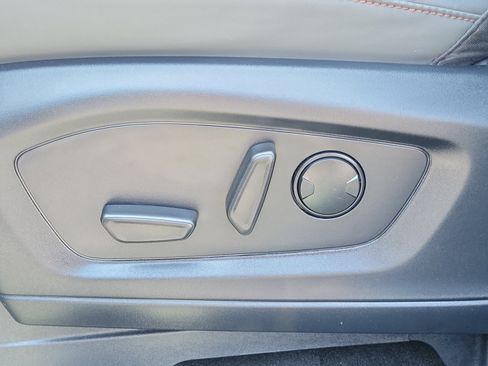 New 2026 Ford Explorer Active w/ Active Comfort Package AWD/4WD image 21