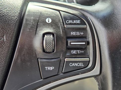 Used 2015 Acura RLX w/ Technology Package FWD image 34