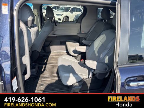 Used 2024 Toyota Sienna XLE image 25