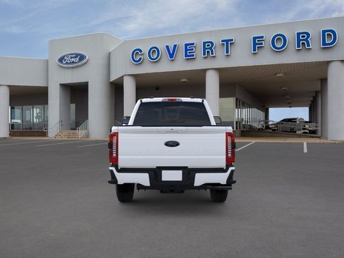 New 2026 Ford F250 Lariat w/ Black Appearance Package AWD/4WD image 5