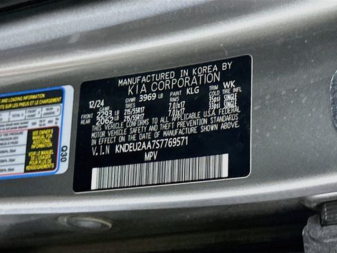 Used 2025 Kia Seltos S FWD image 12