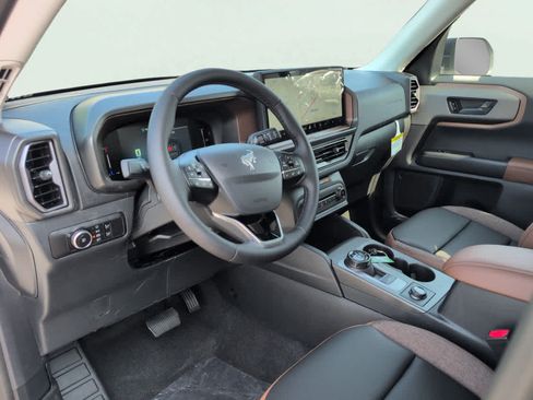 New 2026 Ford Bronco Sport Outer Banks AWD/4WD image 8