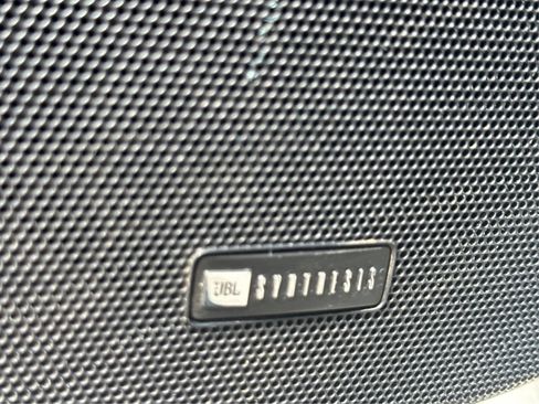 Used 2018 Toyota Land Cruiser image 41