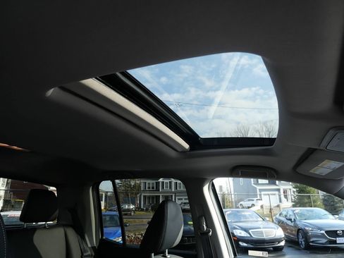 Used 2023 Honda Ridgeline RTL-E image 18