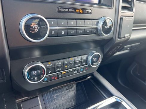 Certified 2021 Ford Expedition Max Limited image 17