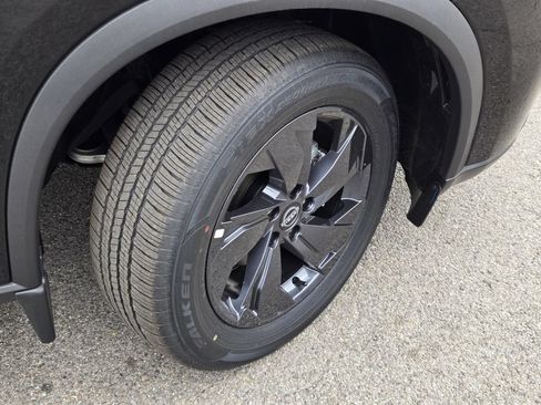 New 2026 Nissan Rogue SV FWD image 6