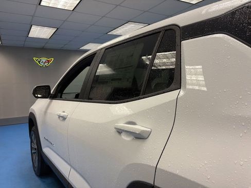 New 2026 Chevrolet Equinox LT FWD image 17