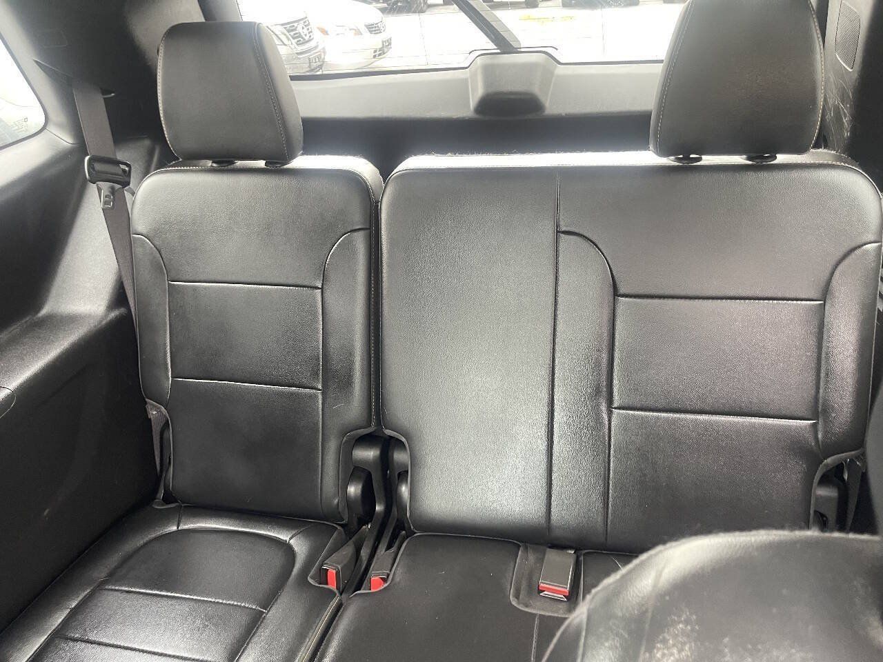 Used 2019 Chevrolet Traverse LT w/ LT Premium Package AWD/4WD image 25