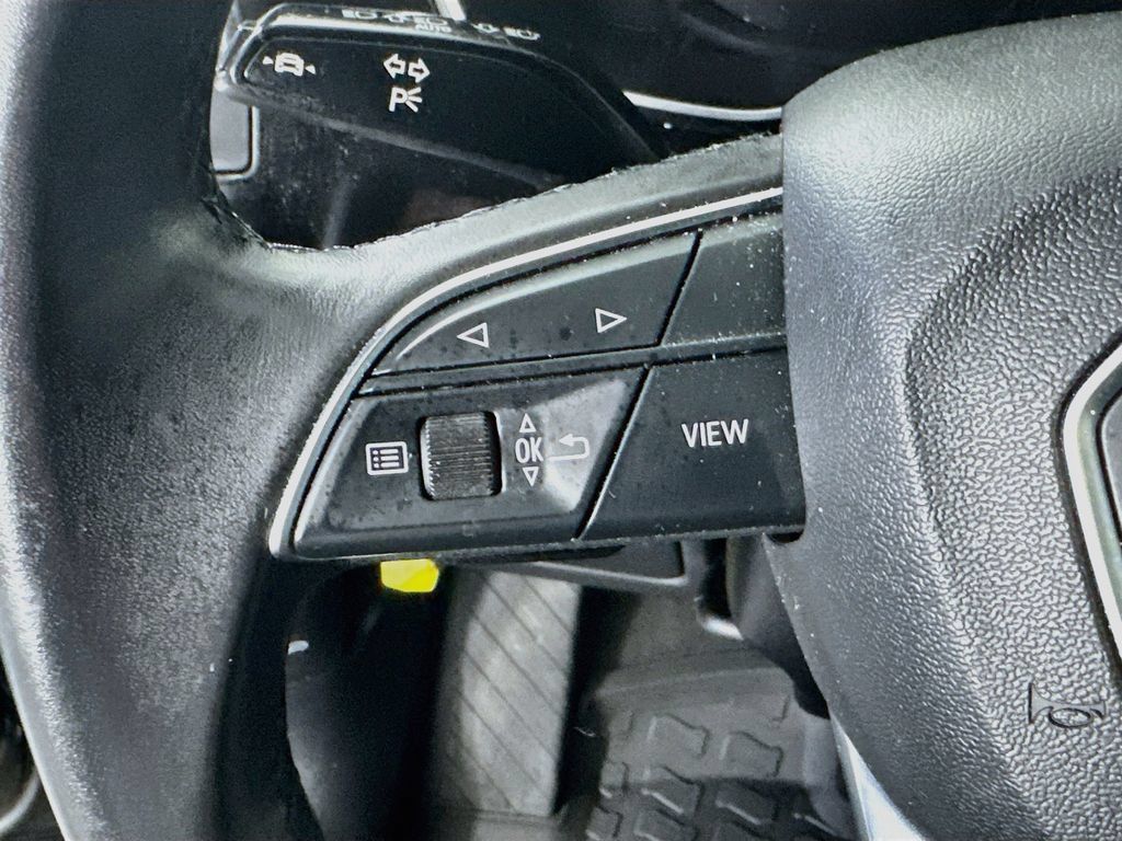 Used 2022 Audi Q3 2.0T Premium w/ Convenience Package AWD/4WD image 26