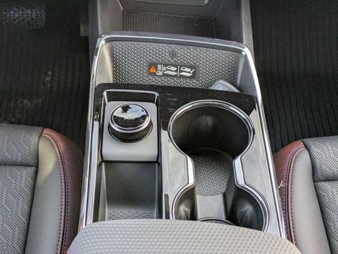 New 2026 Chevrolet Equinox RS w/ Convenience Package III FWD image 23