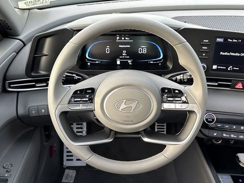 New 2026 Hyundai Elantra SEL Sport image 23