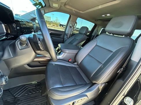 Used 2024 Chevrolet Silverado 1500 LT Trail Boss w/ Convenience Package II image 22