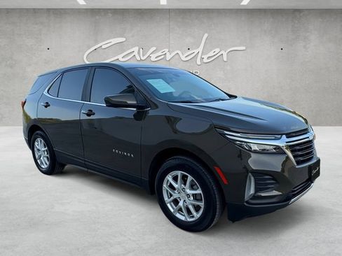 Used 2024 Chevrolet Equinox LT FWD image 2