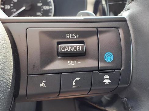 Certified 2024 Nissan Pathfinder SV w/ Lighting Package (N92) image 20