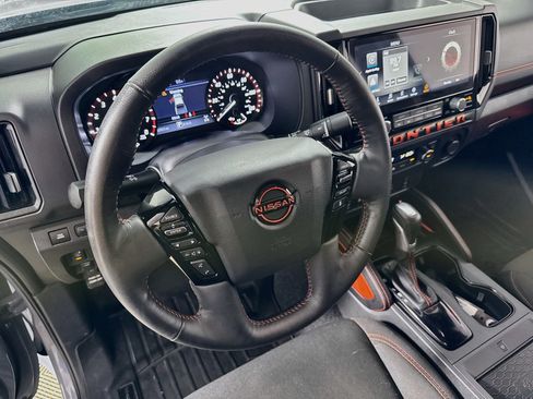Used 2025 Nissan Frontier PRO-4X w/ Pro Convenience Package AWD/4WD image 24