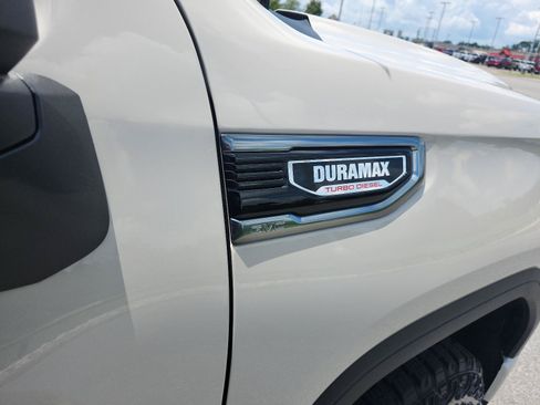 Certified 2026 GMC Sierra 1500 AT4 w/ AT4 Premium Package AWD/4WD image 8