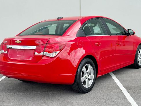 Used 2016 Chevrolet Cruze LT FWD image 6