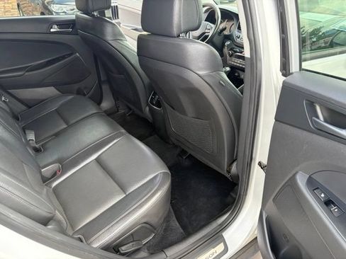 Used 2016 Hyundai Tucson Limited w/ Option Group 03 FWD image 33