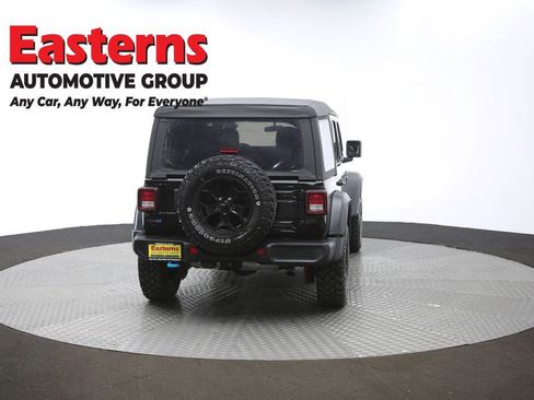 Used 2023 Jeep Wrangler Unlimited w/ Cold Weather Group AWD/4WD image 39