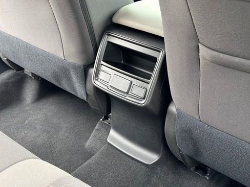 Certified 2026 Subaru Forester AWD/4WD image 22