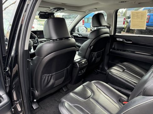 Used 2021 Hyundai Palisade Limited w/ Cargo Package image 27