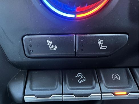 Used 2019 Chevrolet Silverado 1500 LT Trail Boss image 25