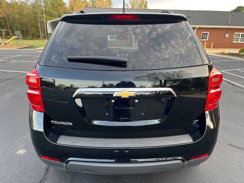 Used 2017 Chevrolet Equinox LT w/ Convenience Package image 6