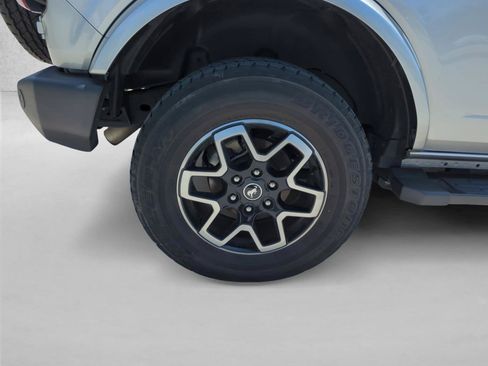 Used 2021 Ford Bronco Outer Banks AWD/4WD image 29