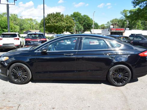 Used 2016 Ford Fusion SE w/ Equipment Group 202A AWD/4WD image 9