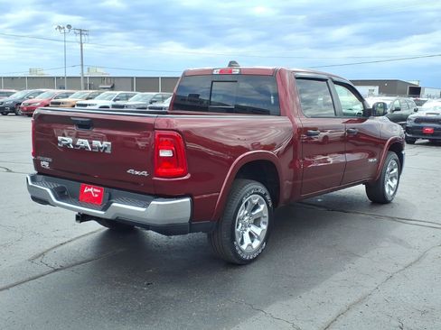 Used 2025 RAM 1500 Big Horn AWD/4WD image 4
