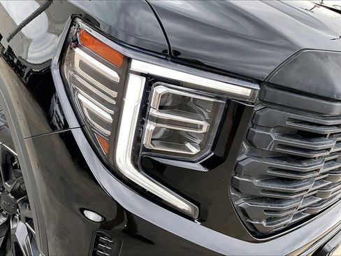 Certified 2023 GMC Sierra 1500 Denali image 27