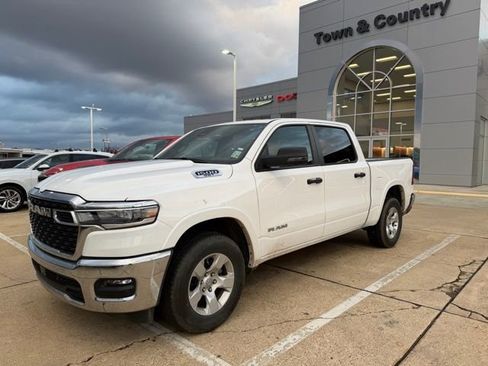 Used 2025 RAM 1500 Big Horn image 5