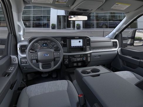 New 2026 Ford F250 XLT AWD/4WD image 9