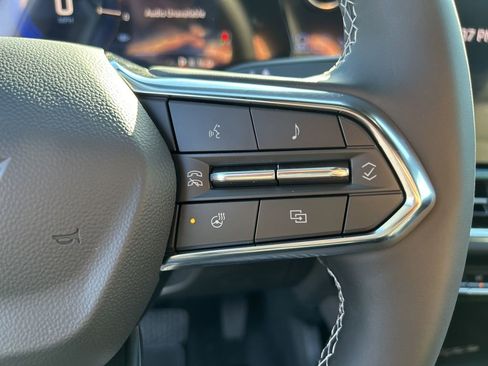 New 2026 Chevrolet Equinox EV LT w/ LPO, Blackout Package FWD image 23