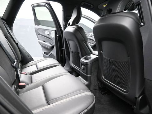 Used 2021 Volvo XC60 T8 R-Design w/ Advanced Package image 21