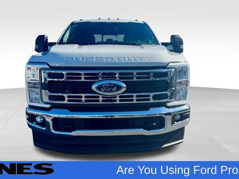 New 2025 Ford F350 XL w/ XL Chrome Package image 23