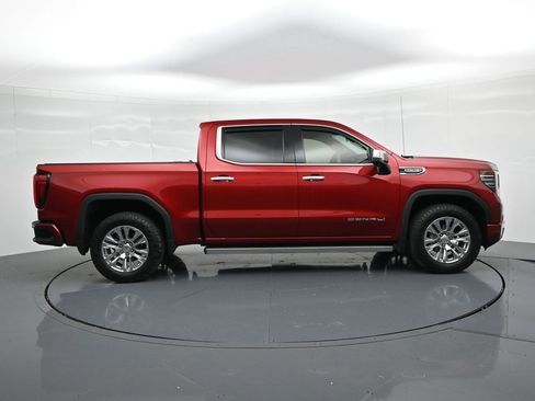 Used 2023 GMC Sierra 1500 Denali AWD/4WD image 5